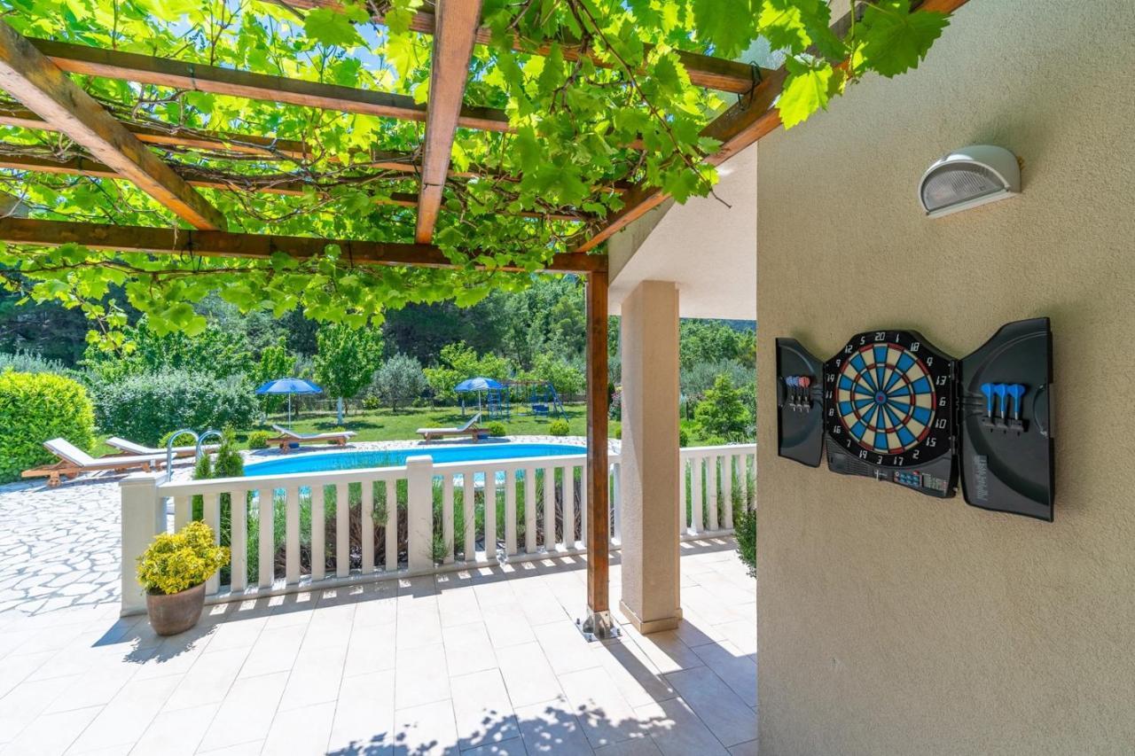 Villa Ana - 3 Bedroom Villa With Private Pool And Unspoiled Natural Environment Kučiće Exterior foto