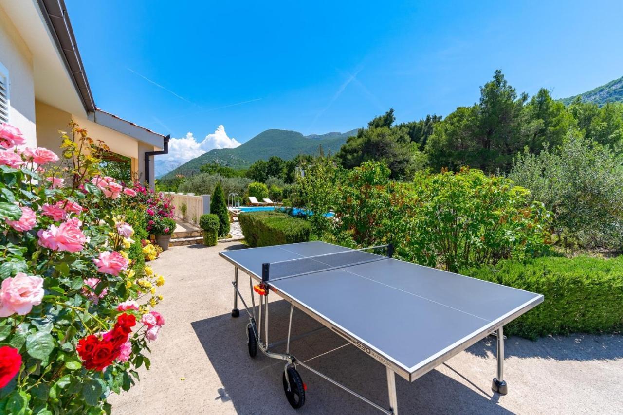 Villa Ana - 3 Bedroom Villa With Private Pool And Unspoiled Natural Environment Kučiće Exterior foto